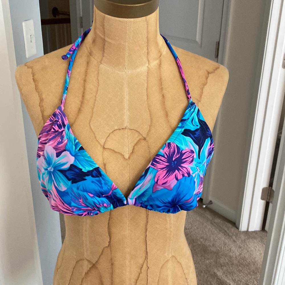 Venus bikini top